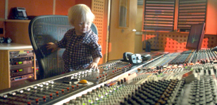 CowGate_FeedTheirPersonalities12